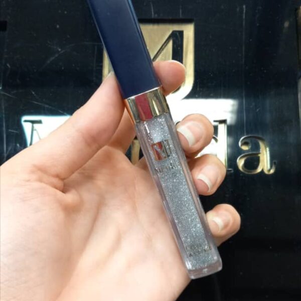 برق لب مانیدا